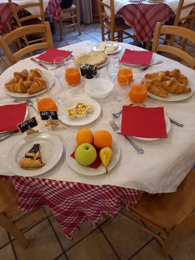 La Locanda di San Biagio Bolzaneto Bagian luar foto